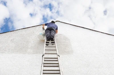 Peinture extérieure à Charmes-sur-l'Herbasse — façades et ravalement